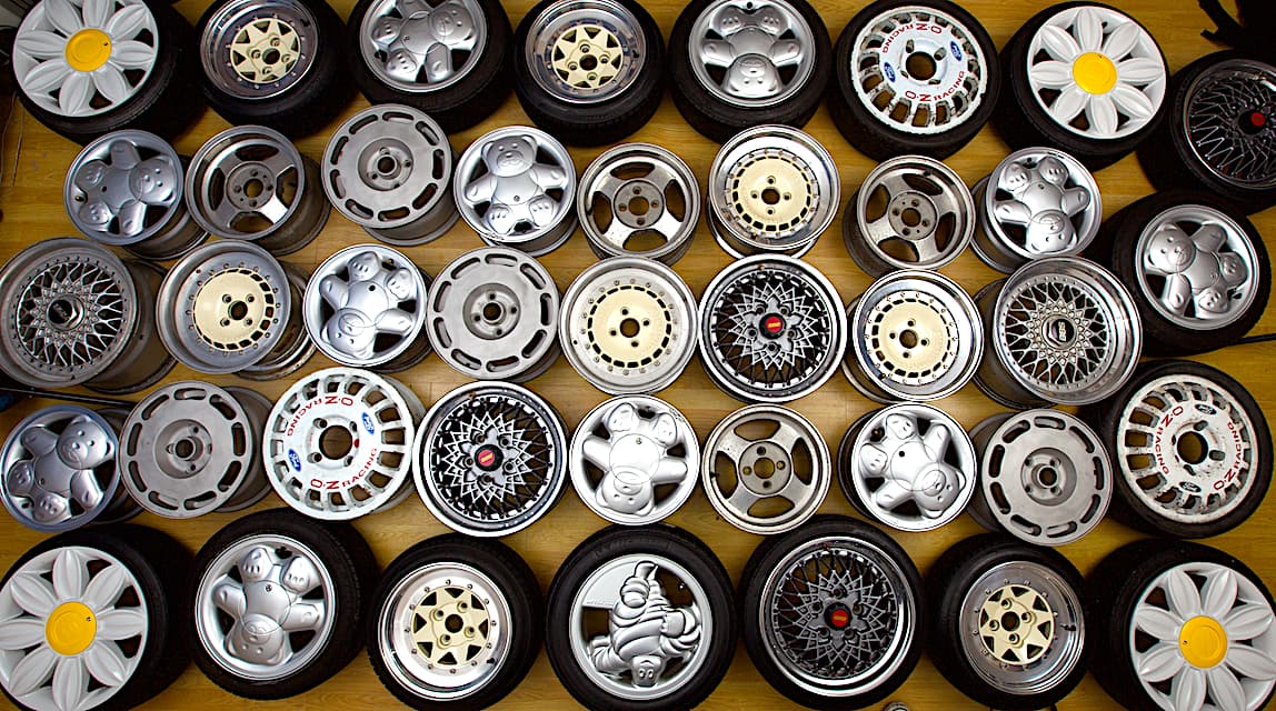 Best Retro Wheels: The Coolest Car Rims For UK Enthusiasts