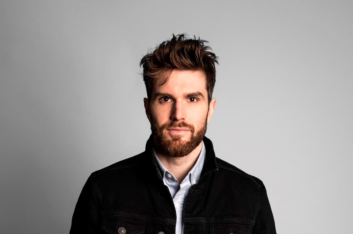 Who's Hosting the 2026 AM Awards? Comedian Joel Dommett Announced