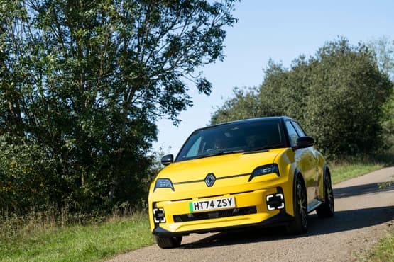 Why is the Renault 5 E‑Tech the UK’s Favourite New Car in 2024?