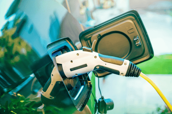 How Did the 2025 EV Shift Reshape UK Car Pricing and Dealer Margins?