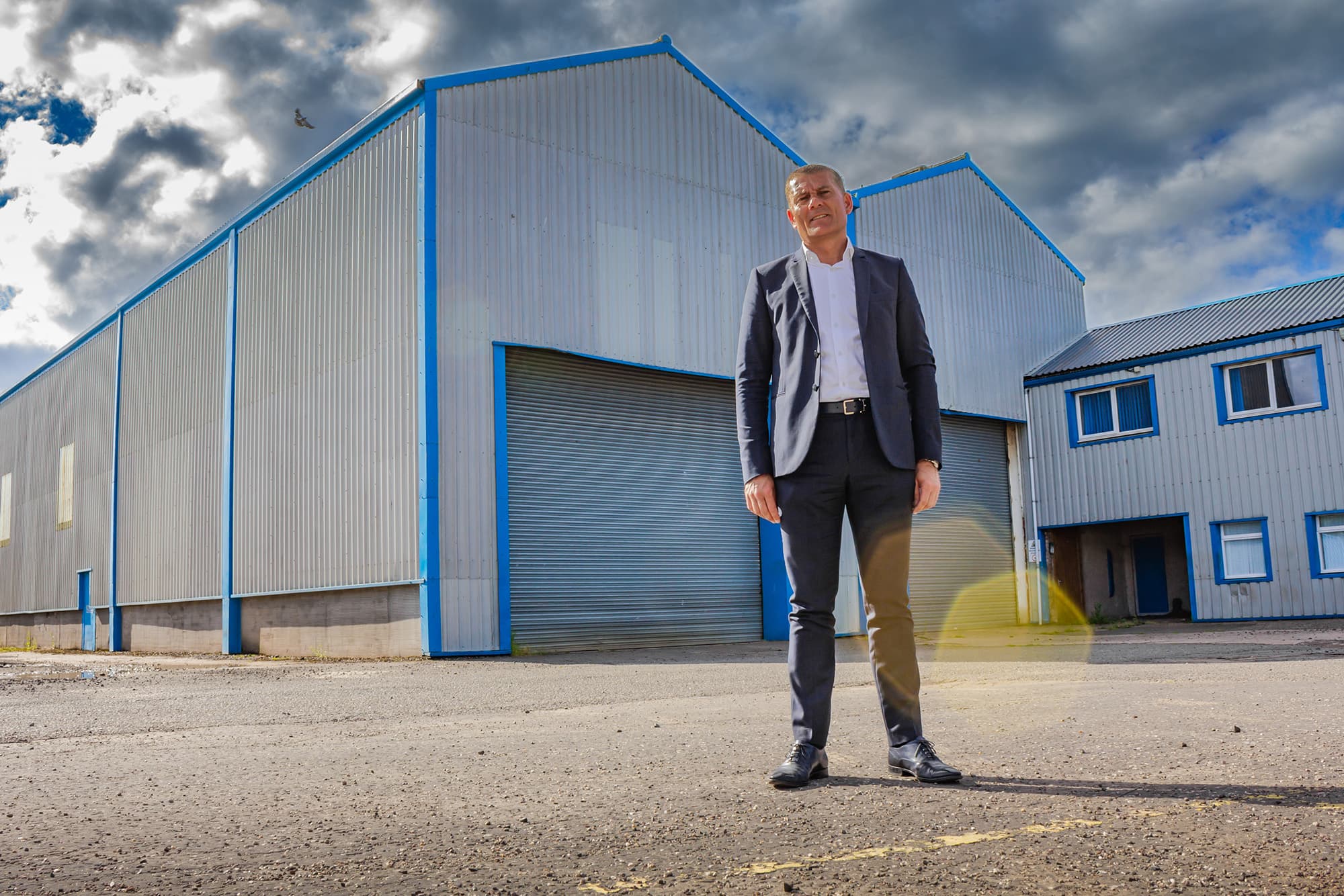 Why has the judge allowed Kevin Mackie's case against Renault, Nissan and RCI to go ahead?