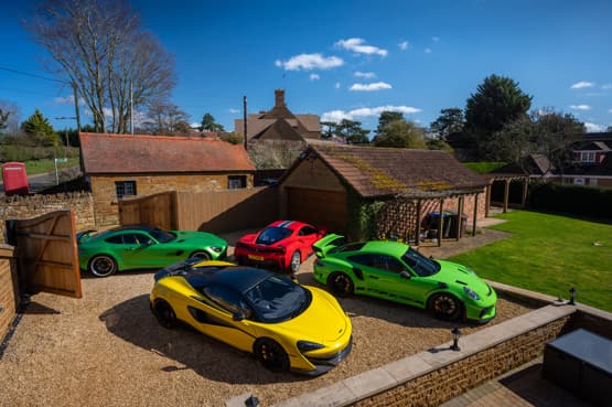 Are UK Luxury Car Buyers Upgrading Faster? How Finance Fuels the Trend