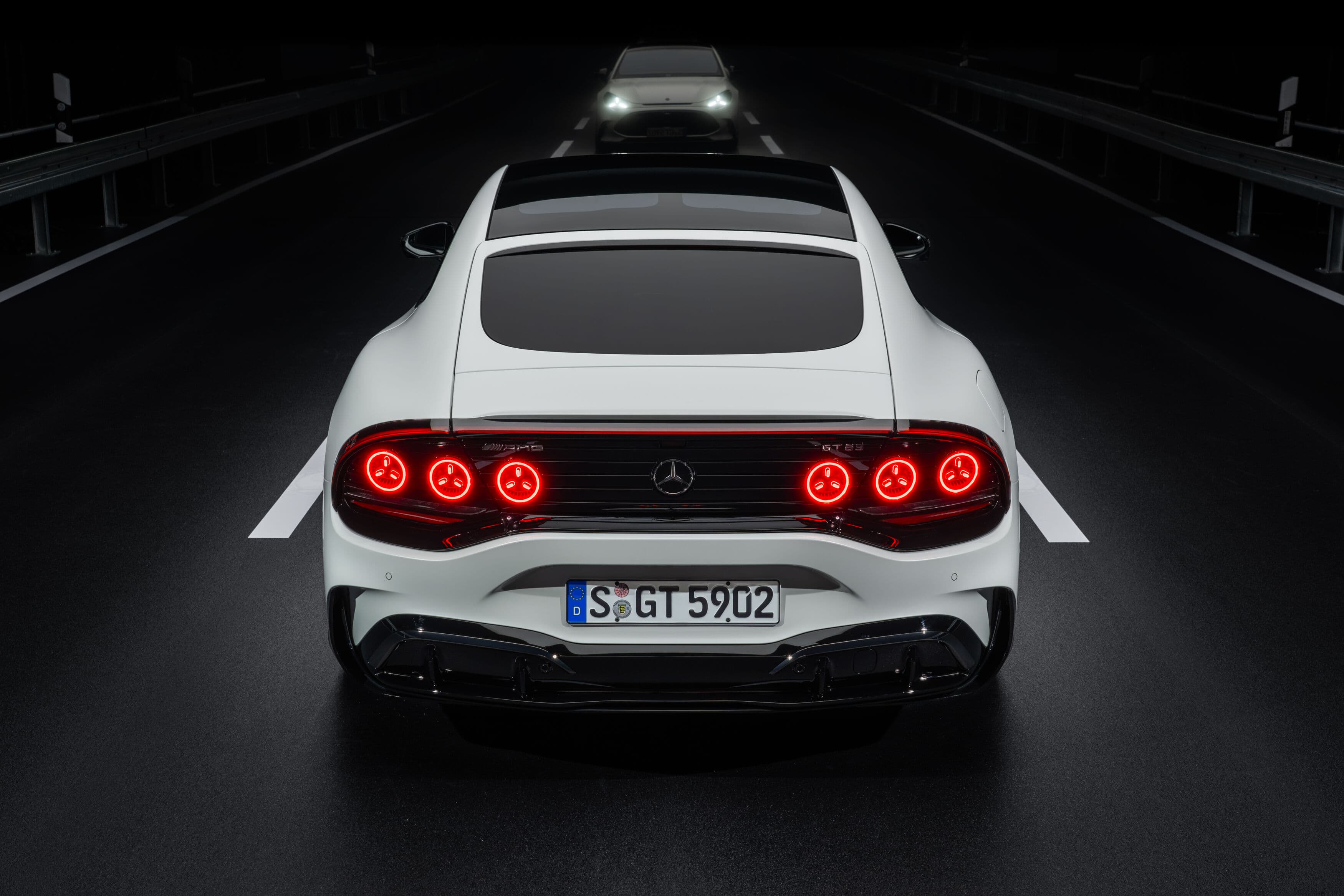 Can the New Electric Mercedes AMG 0‑62 mph in 2.1 seconds?