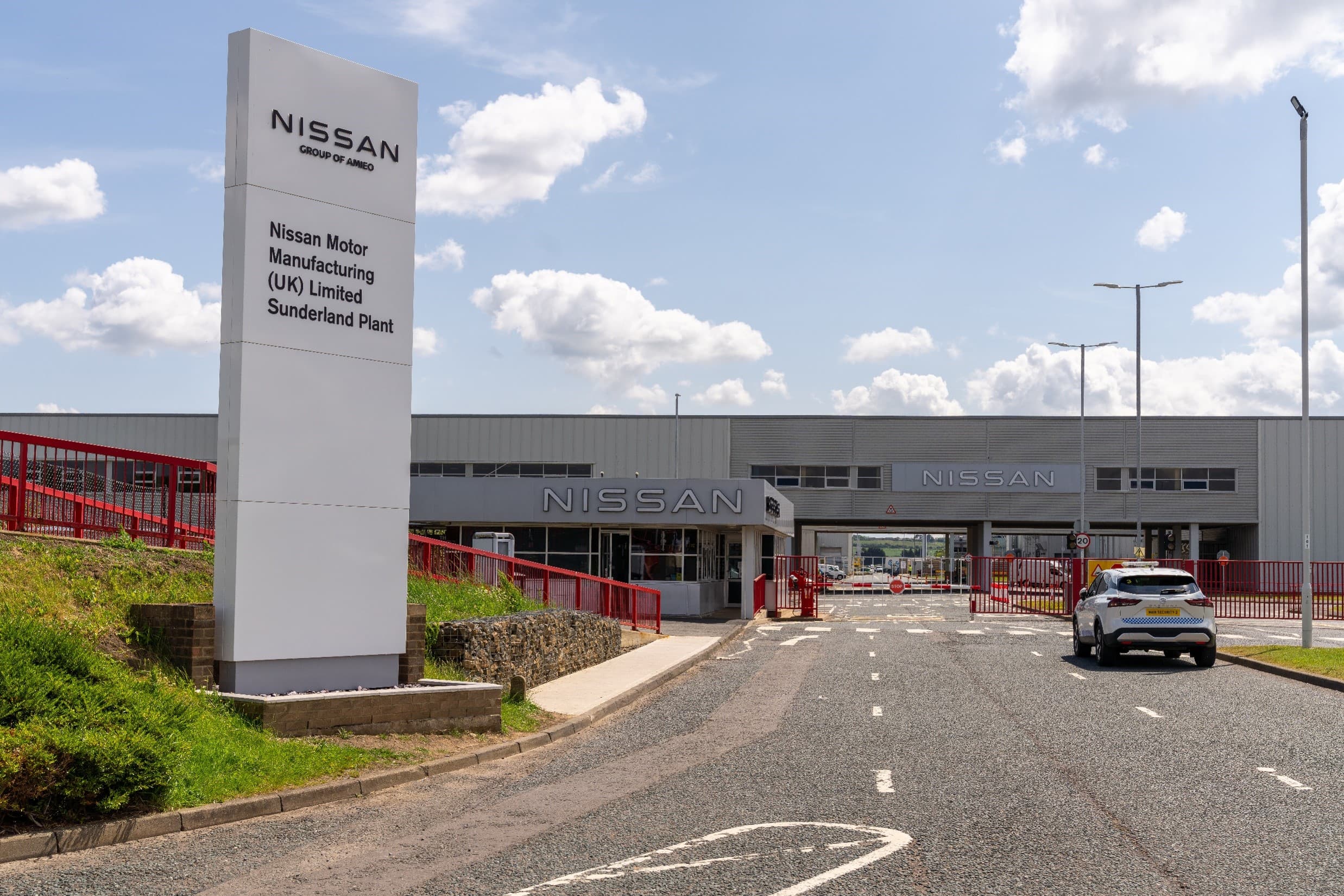 Is Nissan set to invest in Sunderland if the UK ZEV mandate is softened?
