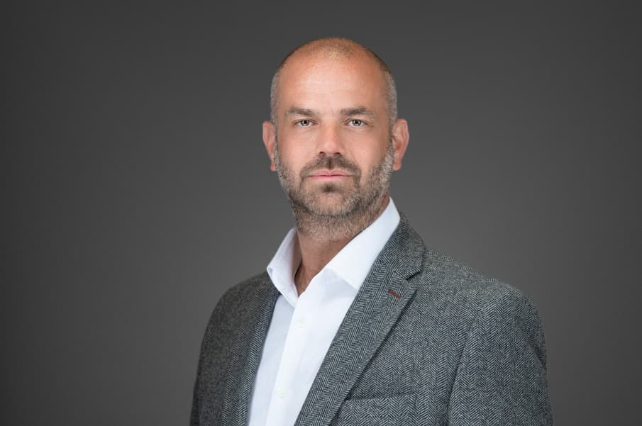 Payment Assist Cuts Rates to 4.5%: How UK Dealers Can Boost Sales Conversions