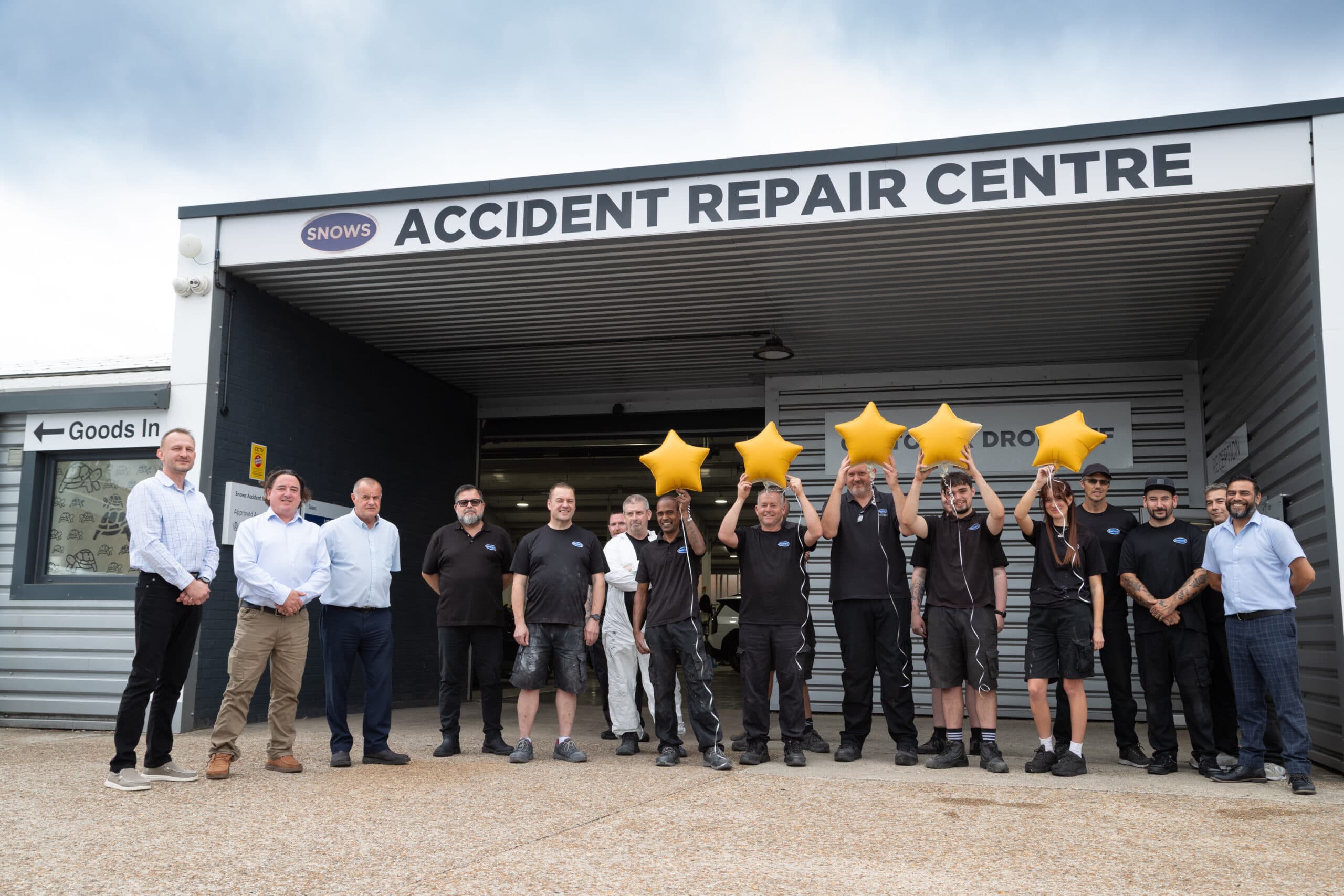 Snows Accident Repair Centre frontage in Southampton