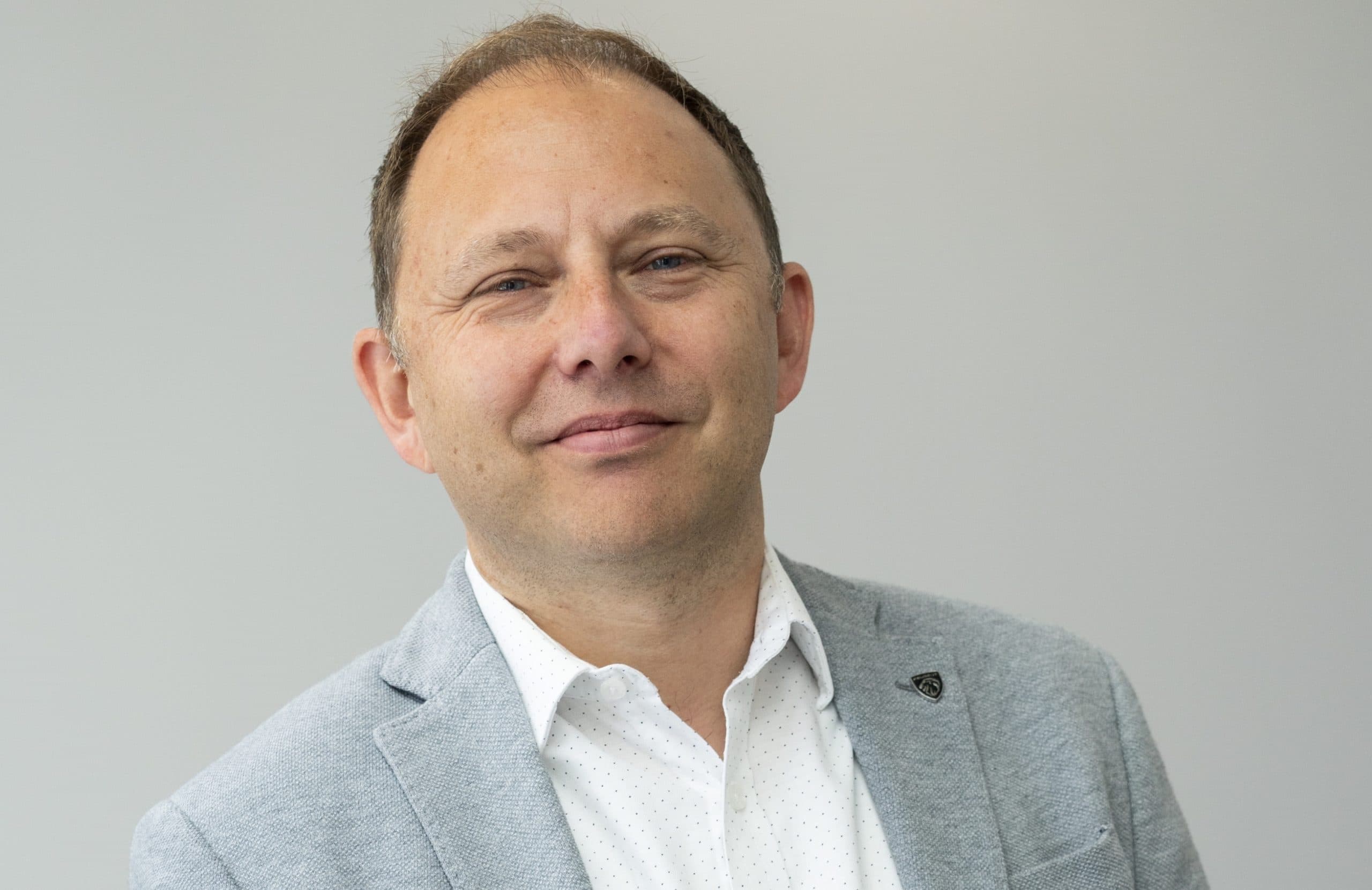 Who is the new Managing Director of Peugeot UK and how will he drive the brand’s electric push?
