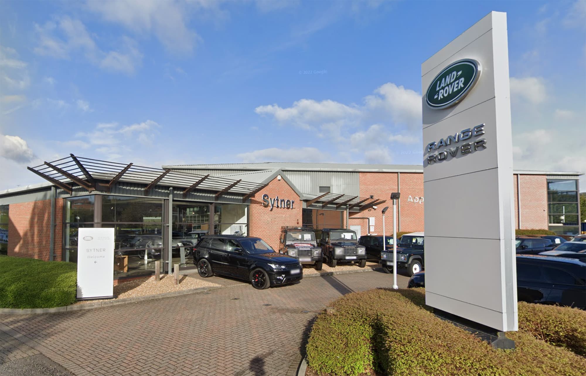 How much did Penske Automotive’s UK dealerships earn in Q2 2026?
